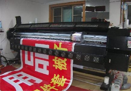 弥勒喷绘广告分辨率是多少？