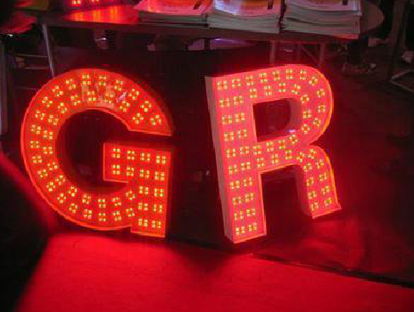 弥勒LED发光字有哪些优势？